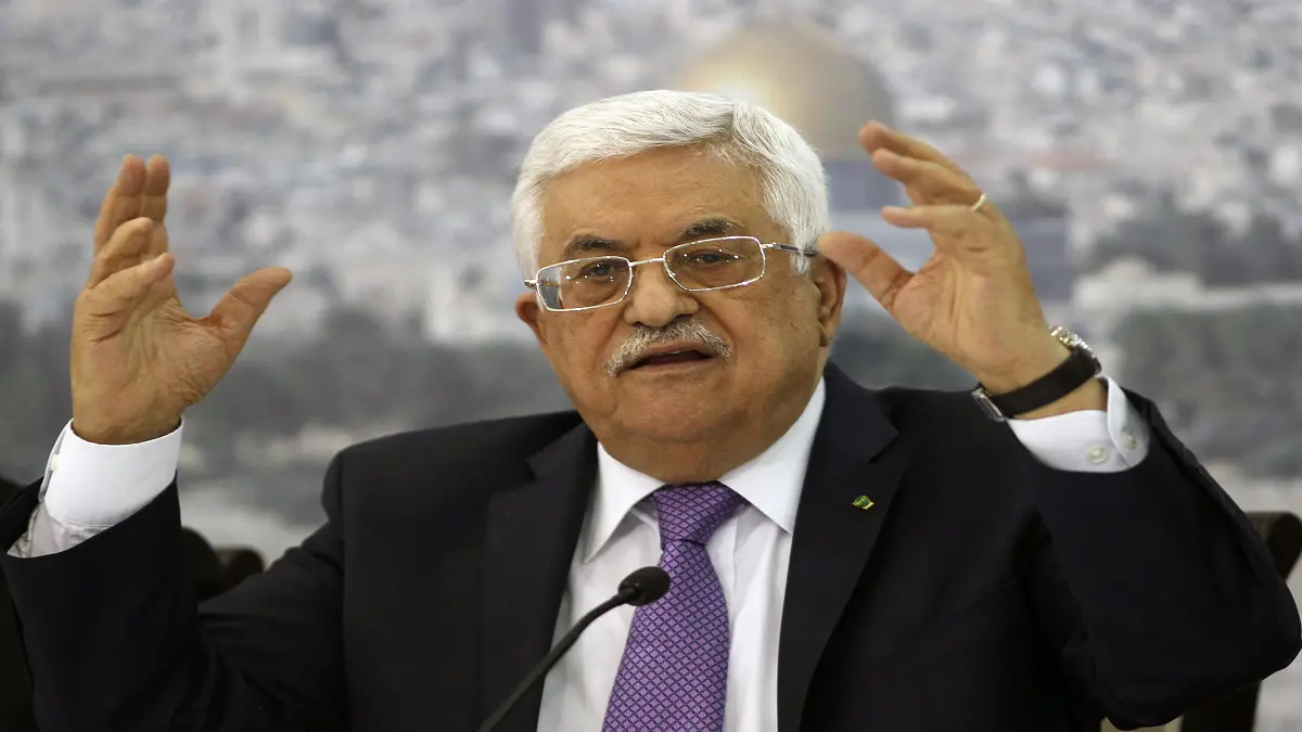 عباس يهدد "حماس" بحل المجلس التشريعي الفلسطيني