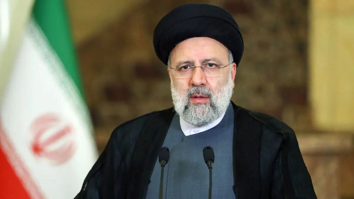 الرئيس الإيراني يعلق على موجة تسميم الطالبات الغامضة 