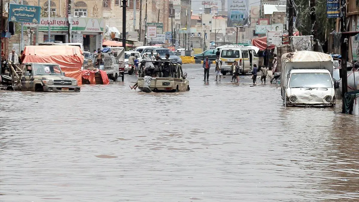 فقدان 24 شخصًا بفيضانات اليمن