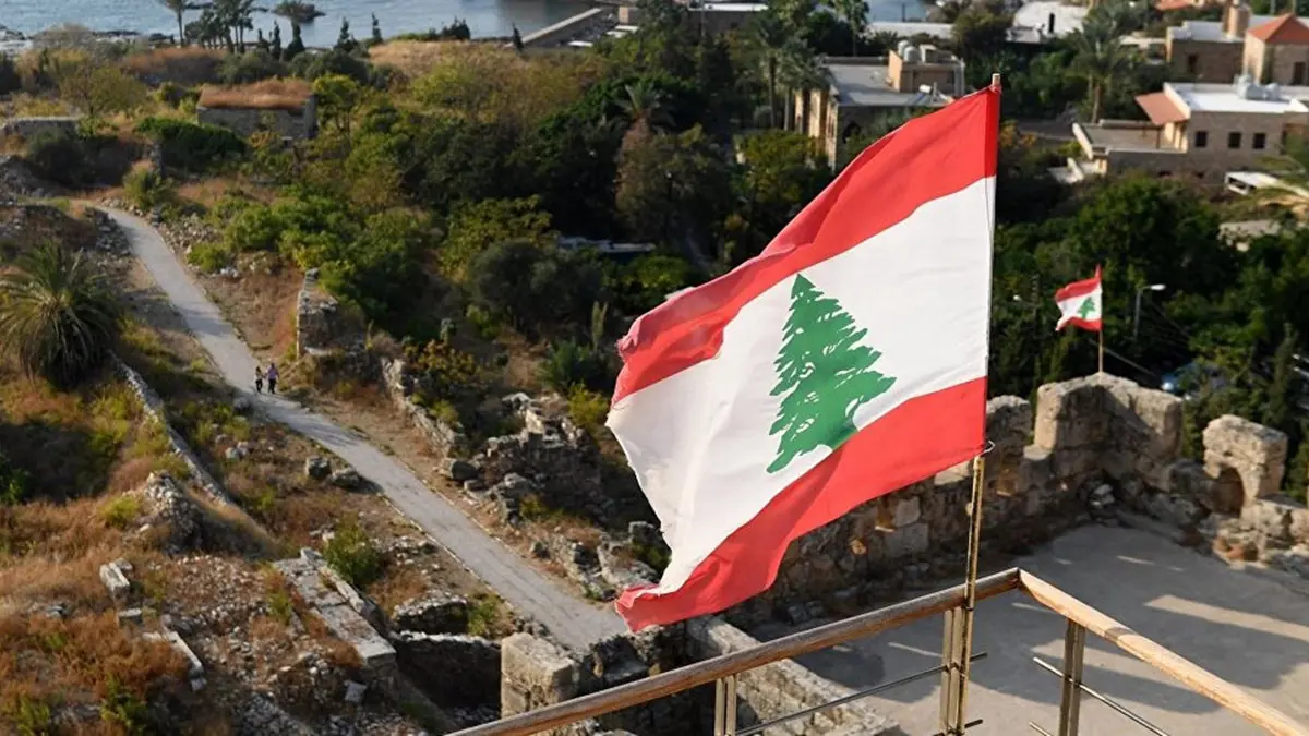 لبنان أكبر من "حسن"