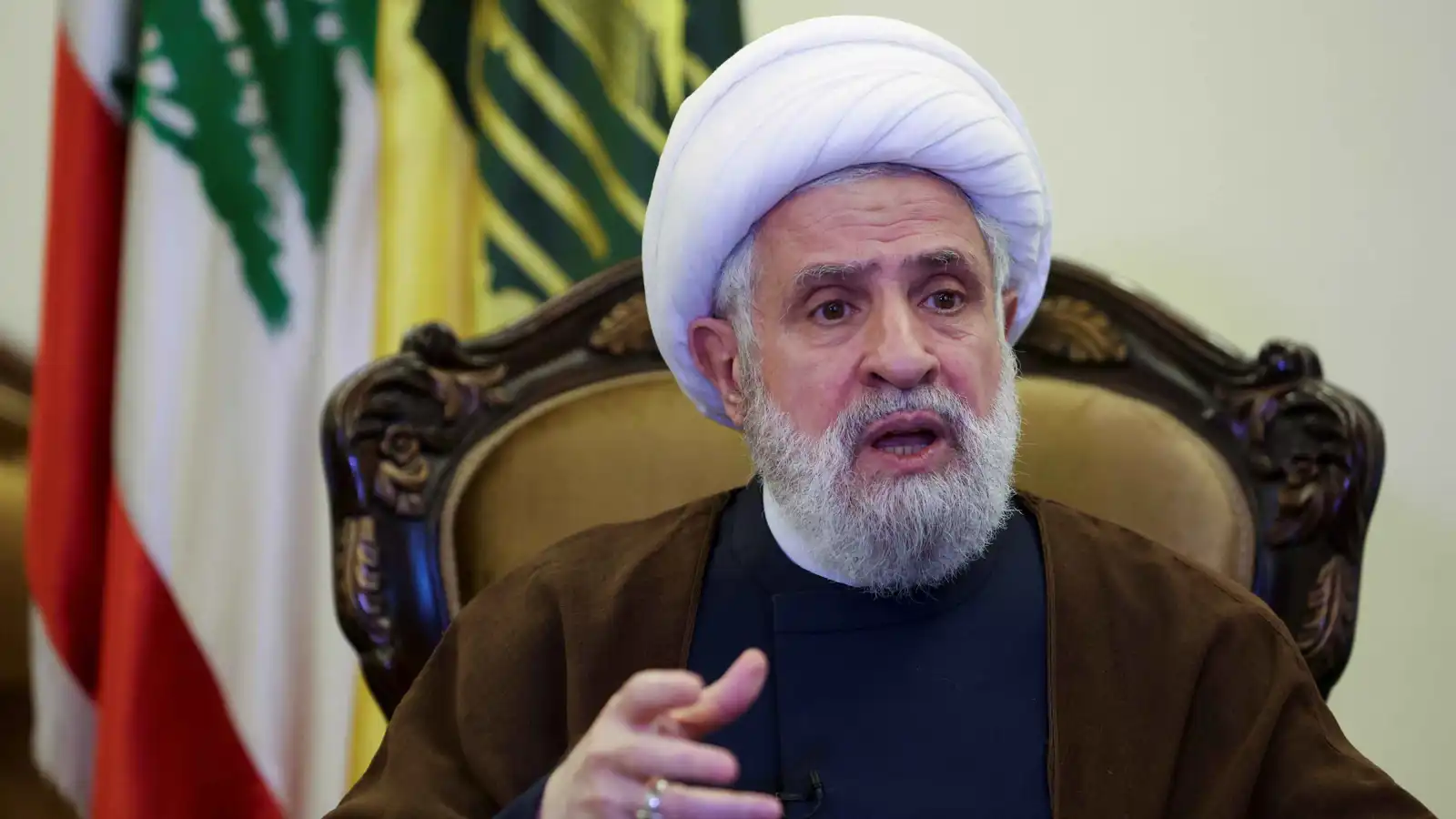 حزب الله يرفض مهلة نزع السلاح ويتوعد بضرب إسرائيل