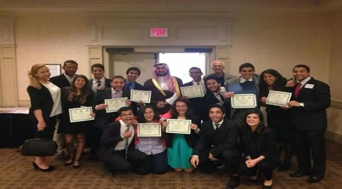 الجامعة الأمريكية بالقاهرة تفوز بـ 7 جوائز لنموذج "الدول العربية" بواشنطن