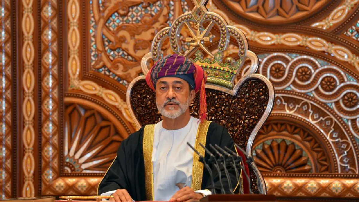 سلطان عمان الجديد يواجه "عملية توازن دقيقة" في ظل أزمة ائتمان تلوح في الأفق‎
