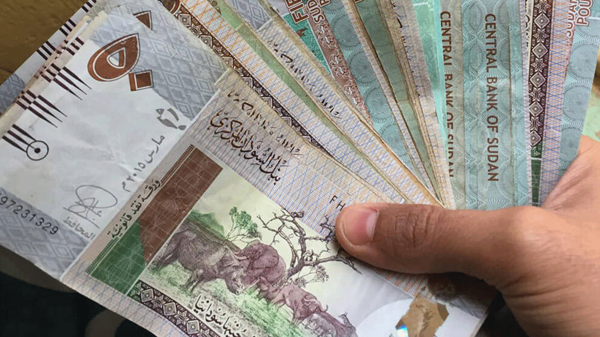 الدولار يسجل رقمًا قياسيًا جديدًا مقابل الجنيه السوداني
