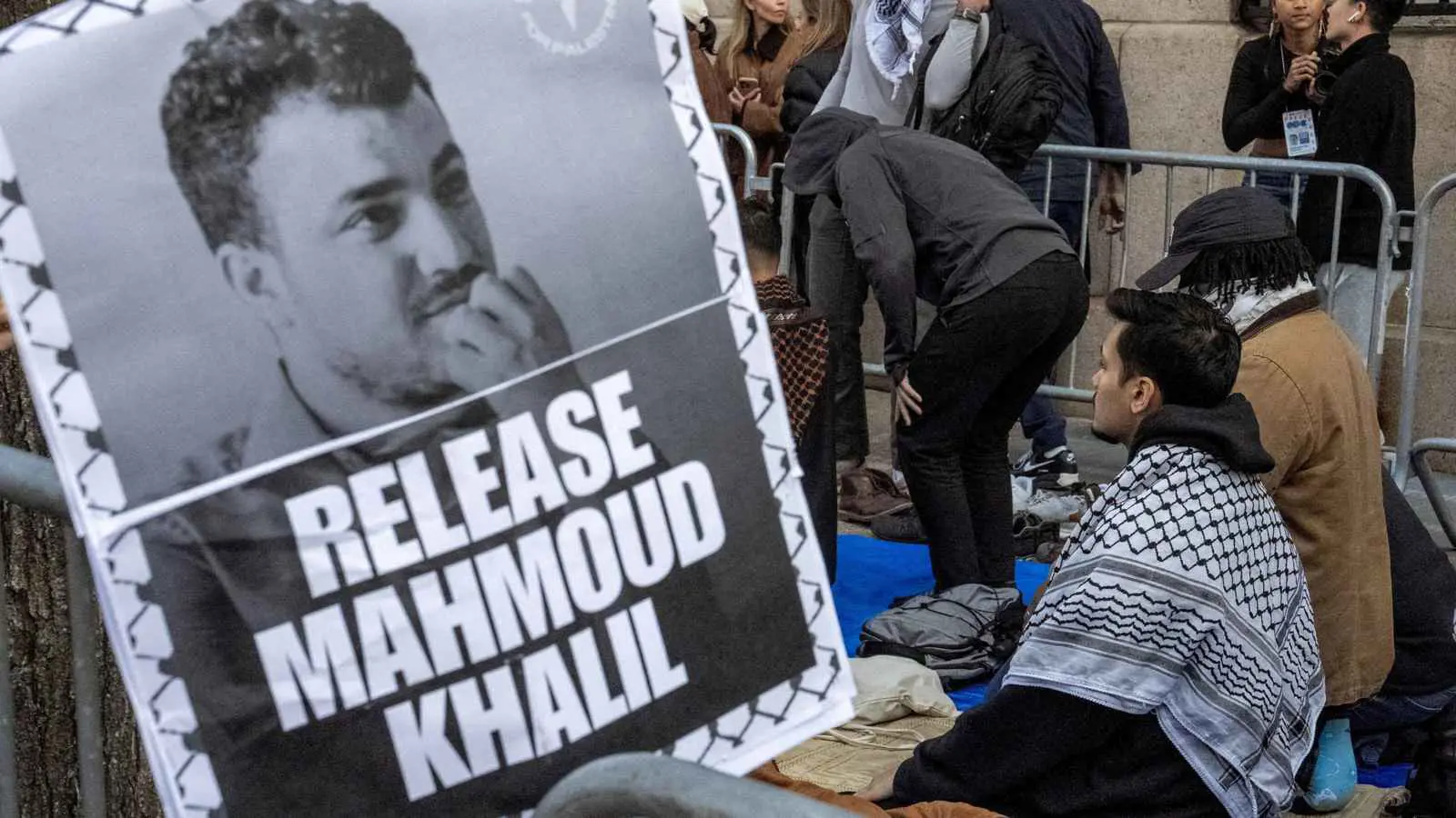 قاضٍ أمريكي يأمر بالإفراج عن الناشط محمود خليل
