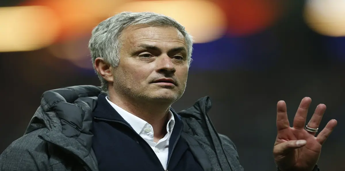 جوزيه مورينيو يبتز ريال مدريد