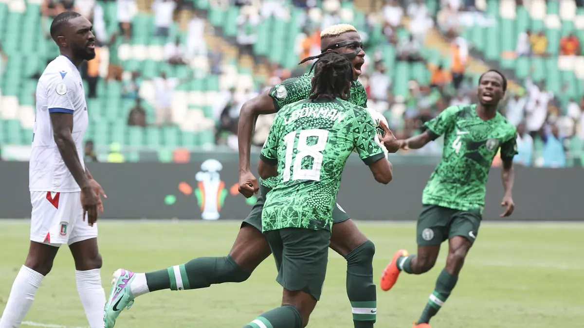 نيجيريا تتعثر في افتتاح مبارياتها بأمم أفريقيا بالتعادل أمام غينيا الاستوائية (فيديو)