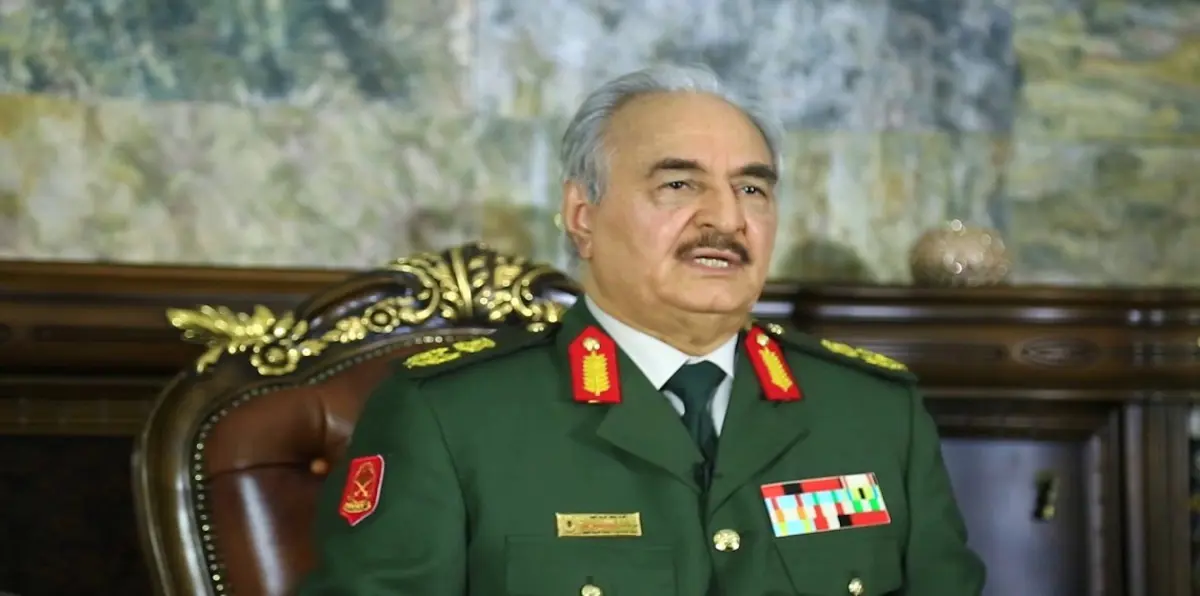 مصدر عسكري يؤكد لـ"إرم نيوز" عودة المشير حفتر إلى بنغازي
