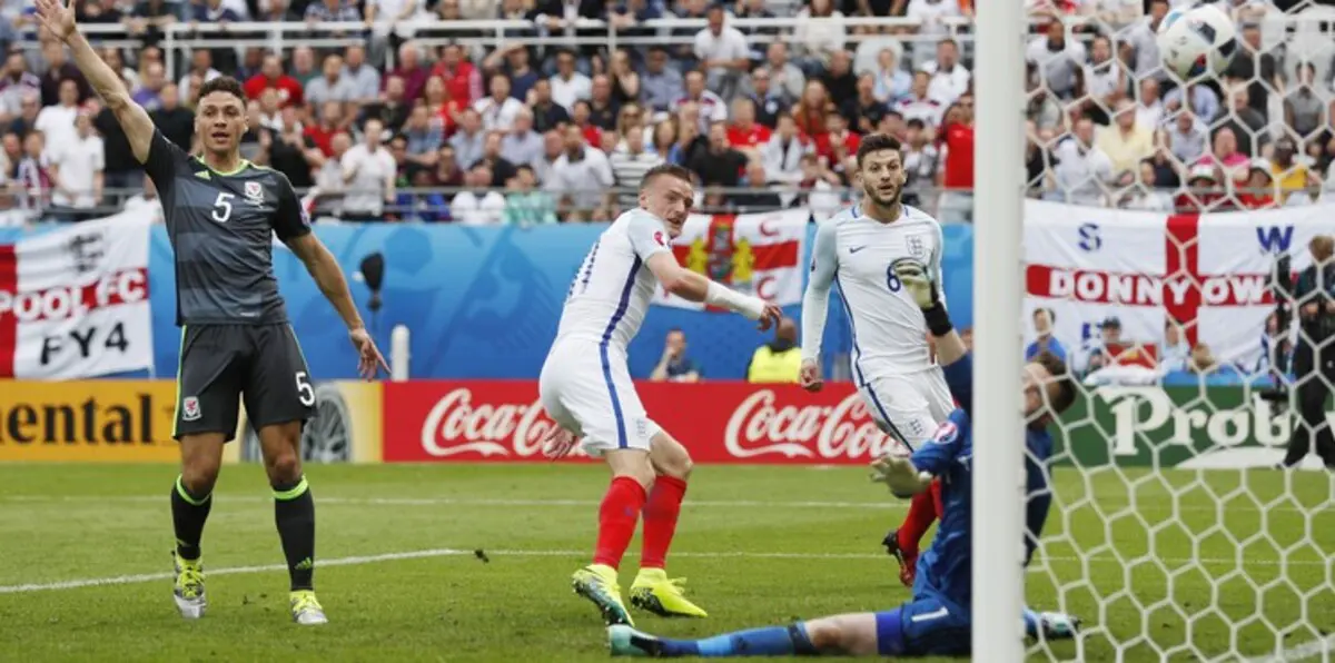 إنجلترا تنتزع فوزًا قاتلاً من ويلز بيورو 2016 (فيديو)