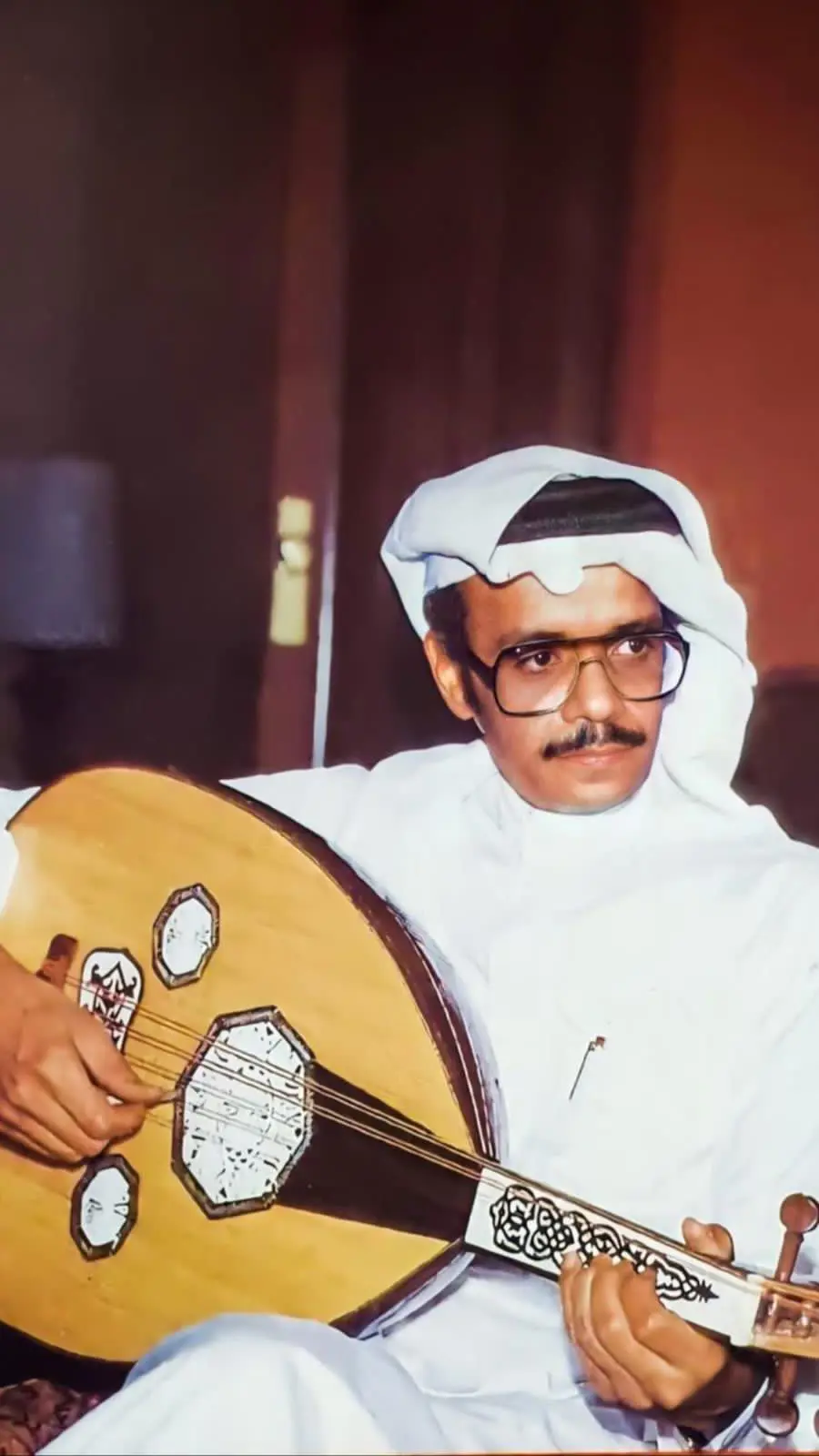 الفنان الراحل طلال مداح