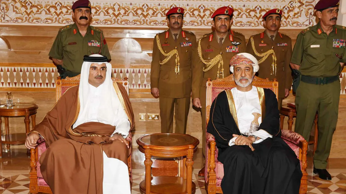 قطر وسلطنة عمان توقعان 6 اتفاقات تعاون