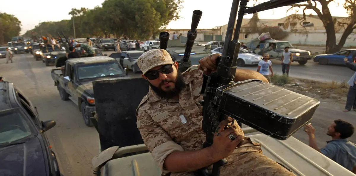 حفتر يعلن انطلاق المرحلة الثانية من عملية تحرير درنة