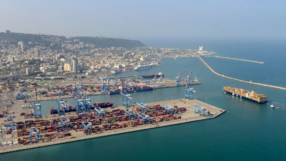 صحيفة إسرائيلية تنتقد استمرار الوجود الصيني في ميناء حيفا