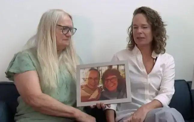 سينثيا سيندي بيرس وابنتها