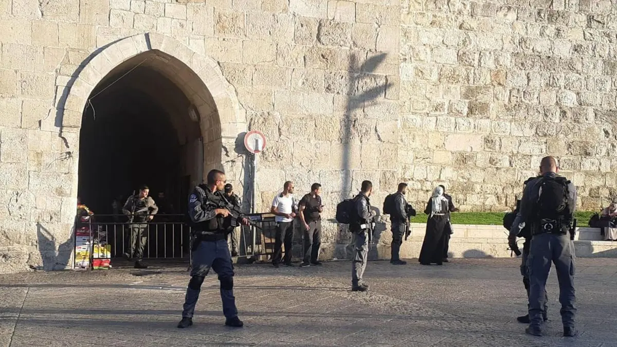الشرطة الإسرائيلية تقتل فلسطينية بزعم محاولتها طعن ضباط في القدس