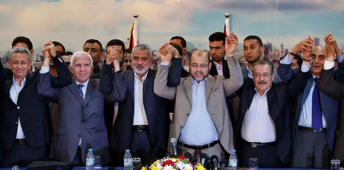 سامح شكري يبحث مع عزام الأحمد تطورات المصالحة الفلسطينية