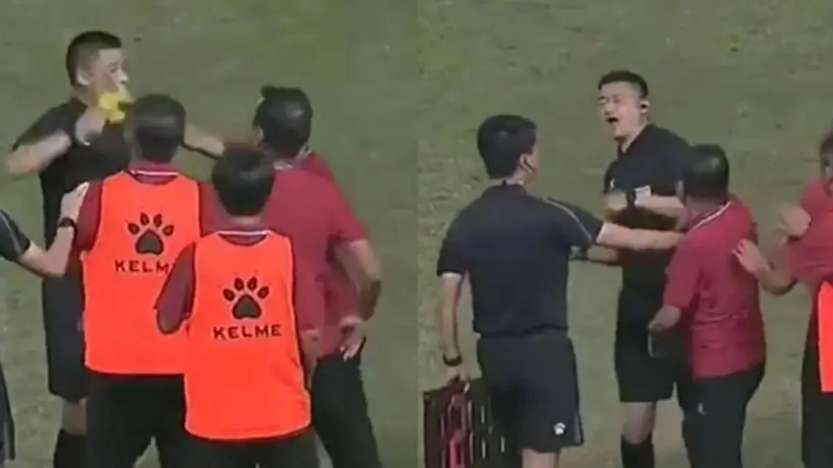 مدرب يعتذر بعد صفعه حكم مباراة في الدوري الصيني (فيديو)