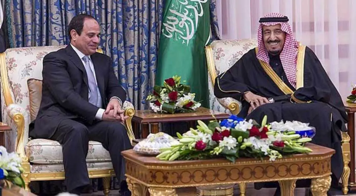 العاهل السعودي للسيسي: علاقاتنا أكبر من محاولات تعكيرها