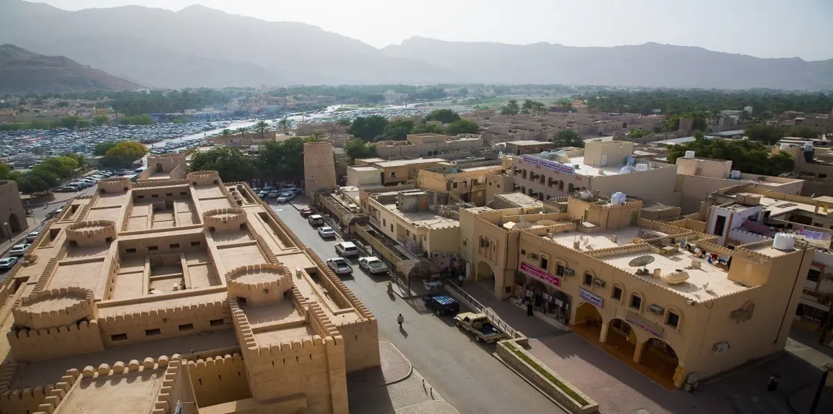 سلطنة عمان.. اعتماد الحكومة على المنصات الإلكترونية لمعالجة البطالة يثير الانتقادات