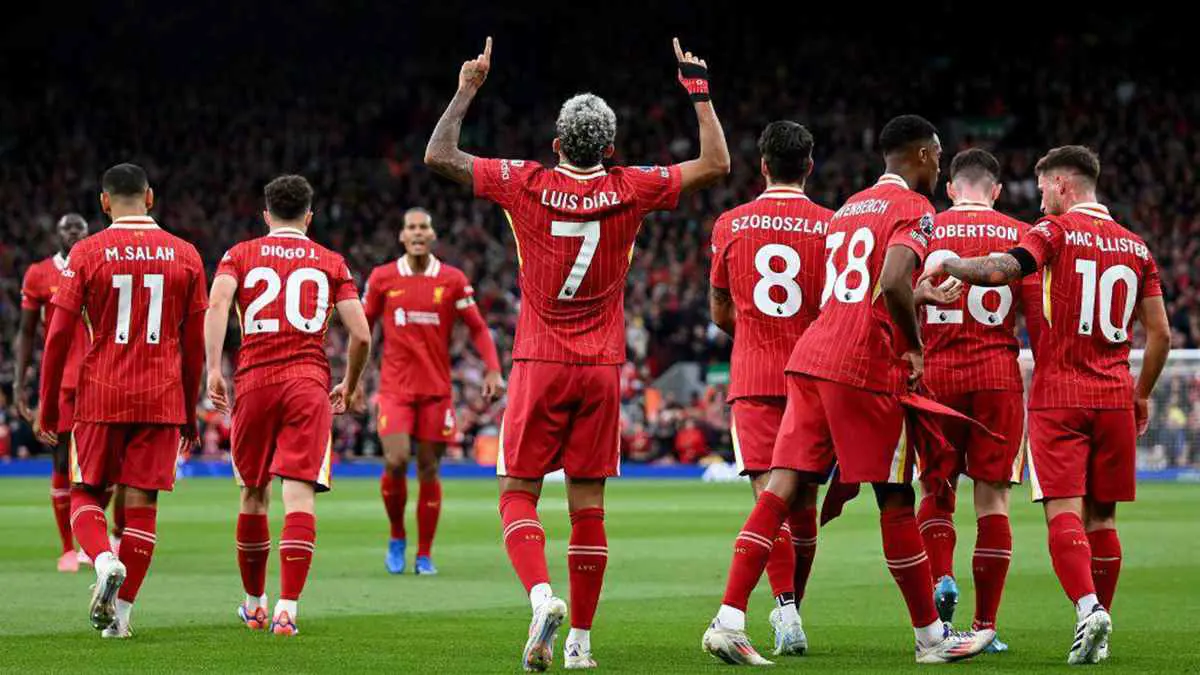 ليفربول يعقد صفقة بيع نجمه إلى برشلونة