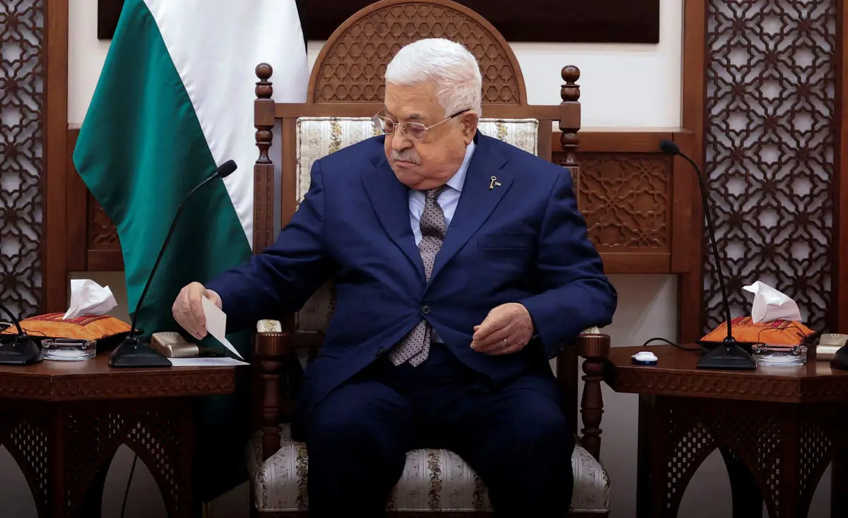 توقعات بتقديم حكومة اشتية استقالتها للرئيس الفلسطيني اليوم