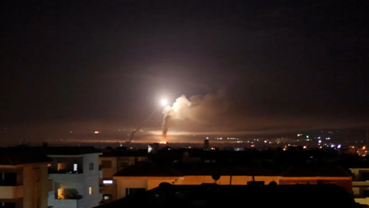 مقتل 16 عنصرًا مواليًا لإيران بقصف إسرائيلي شمالي سوريا