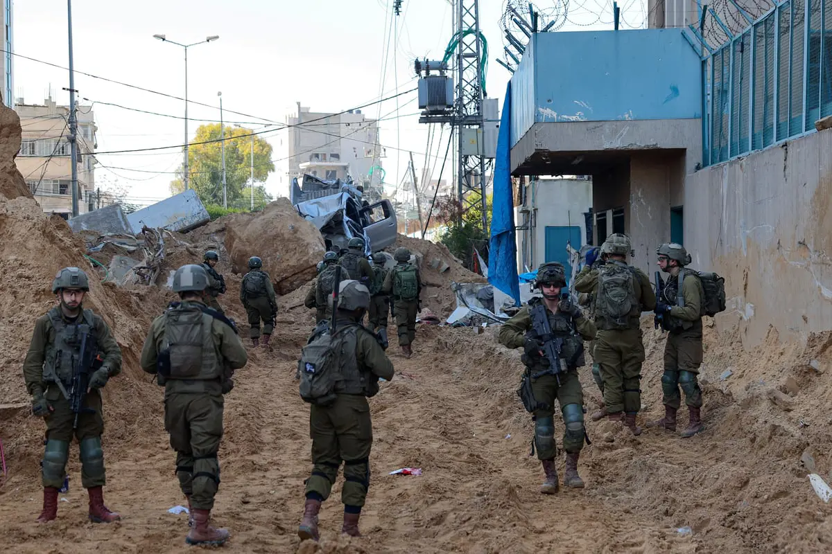 الجيش الإسرائيلي: قواتنا قتلت 50 مسلحا في مداهمة لمستشفى الشفاء 
