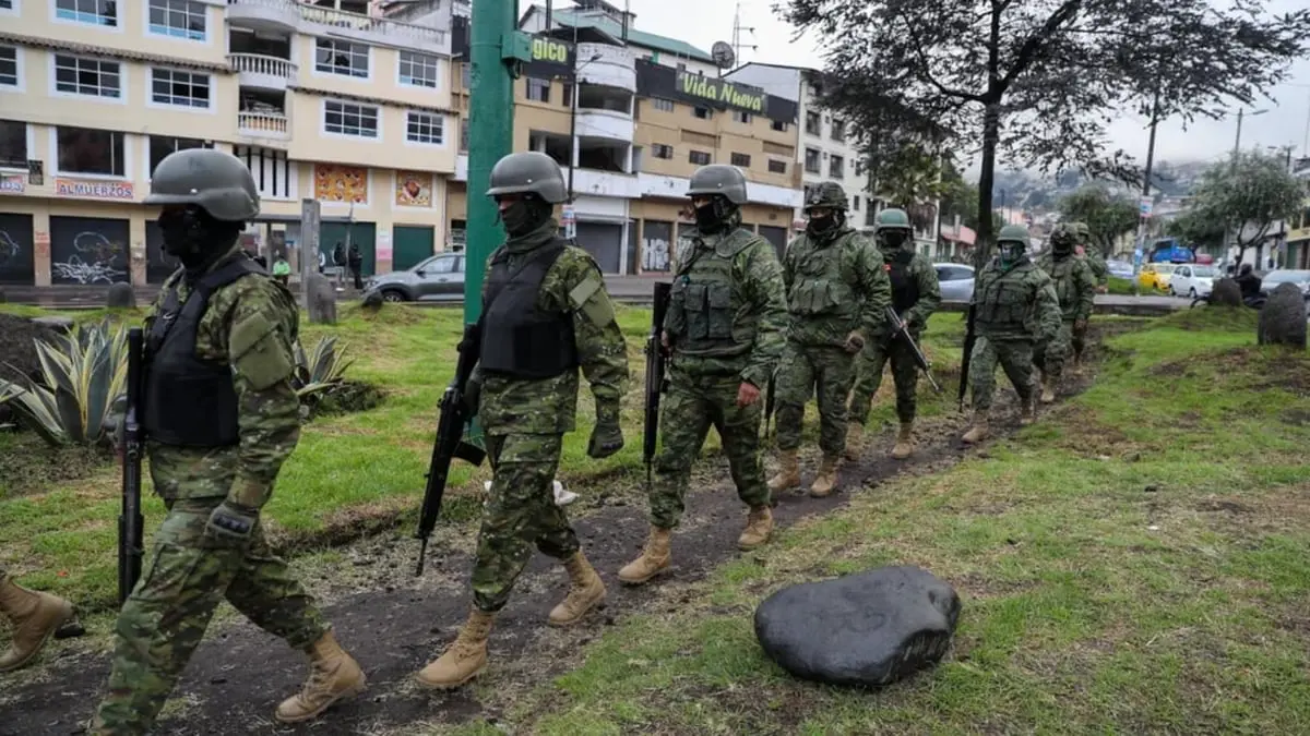 الإكوادور تنشر 40 ألف جندي لمكافحة الجماعات الإجرامية