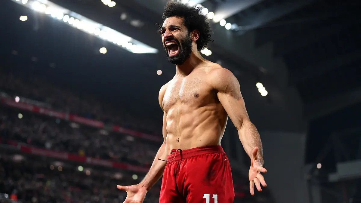 ما تأثير ميسي على قرار محمد صلاح بالانتقال إلى برشلونة؟