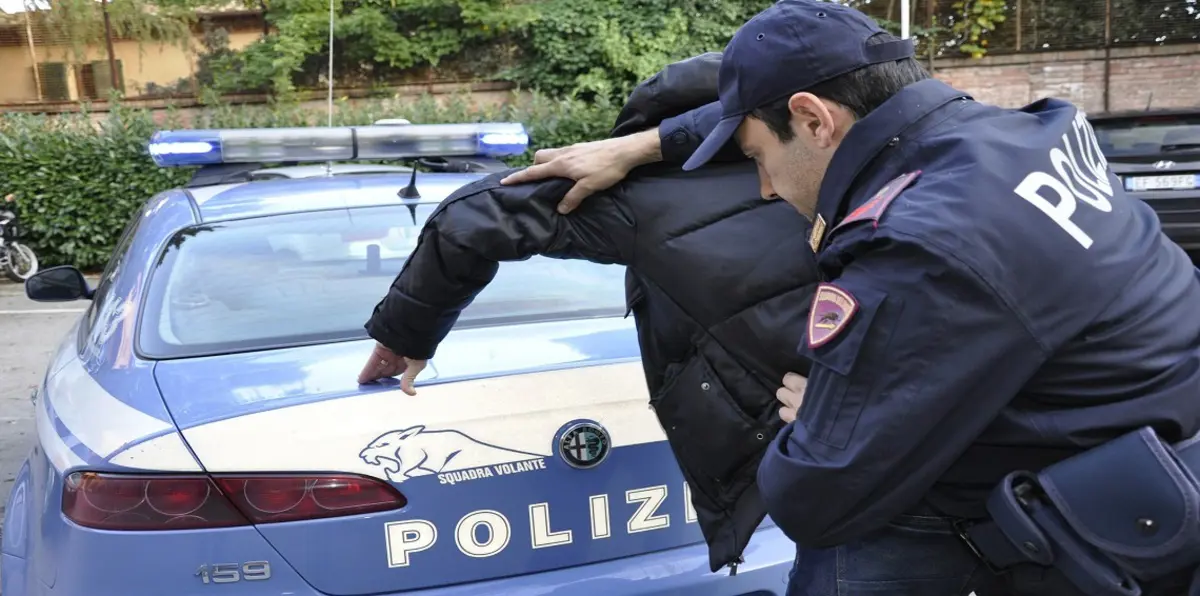 إيطاليا تعتقل خمسة أشخاص في عملية واسعة لمكافحة "الإرهاب"