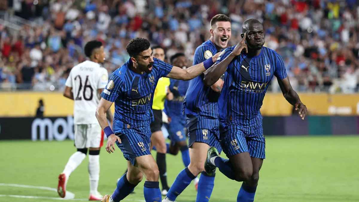 نجوم الهلال يتألقون في كأس العالم للأندية: 3 لاعبين ضمن قائمة أفضل 10 على مستوى العالم