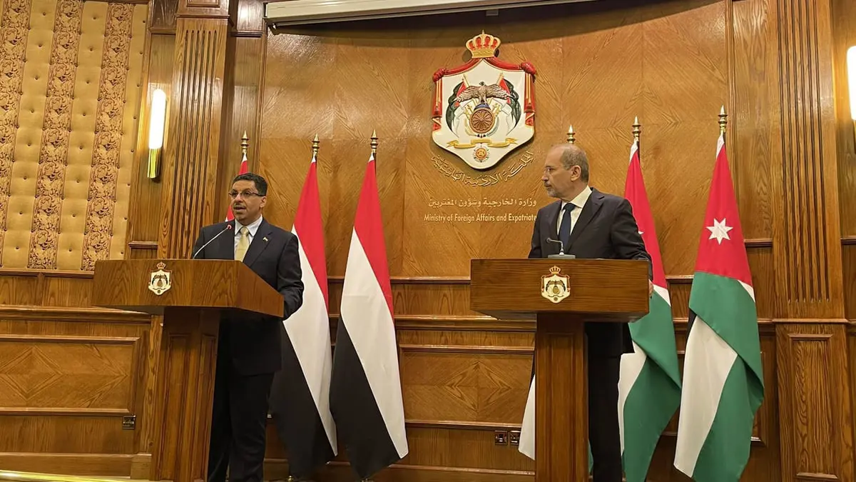 وزير الخارجية اليمني: نؤيد أي تحرك لتحويل الهدنة إلى سلام دائم
