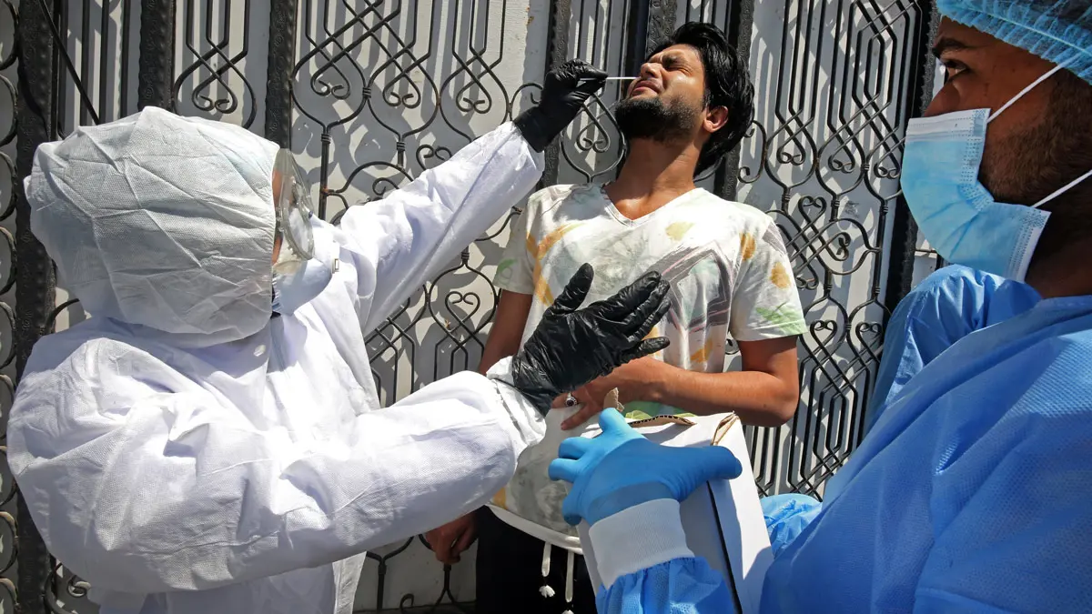 العراق.. تخوفات من فقدان السيطرة على "كورونا" ومطالب بإعادة تشديد القيود