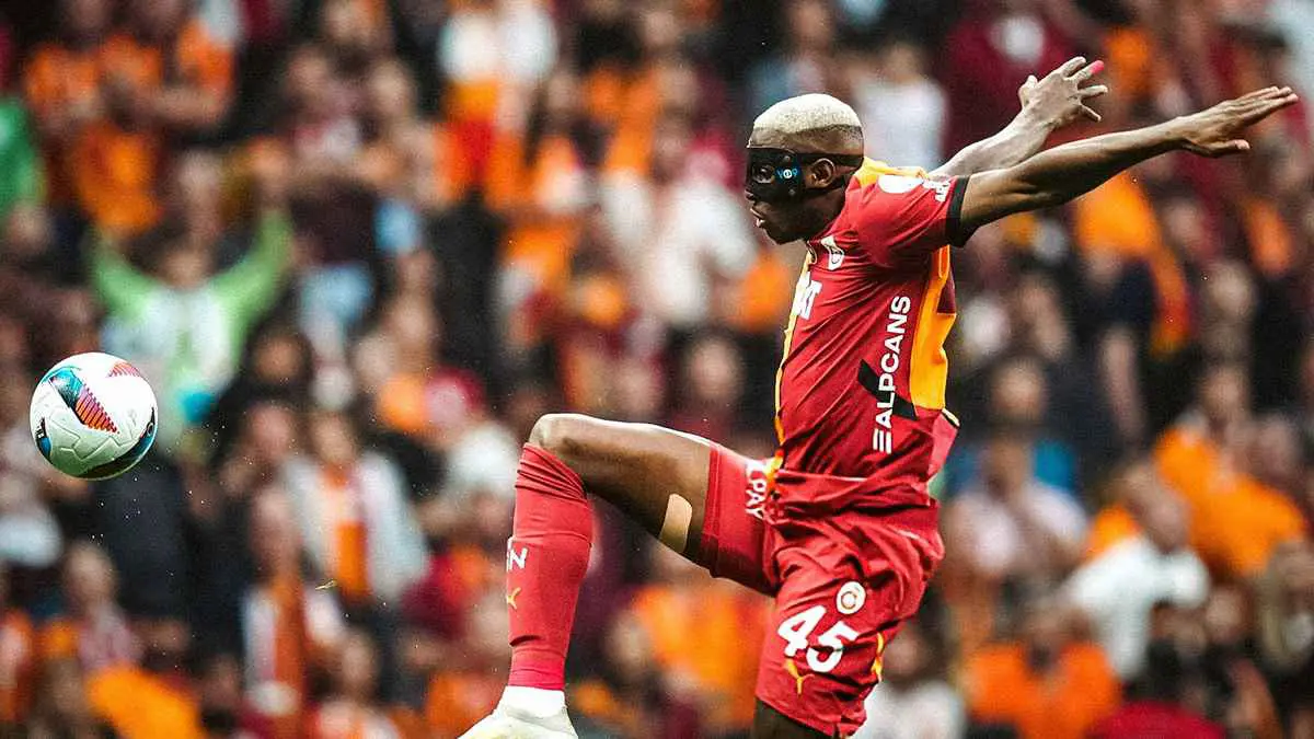 فرصة قد تكون الأخيرة.. 3 أسباب تُجبر أوسيمين على قبول عرض الهلال