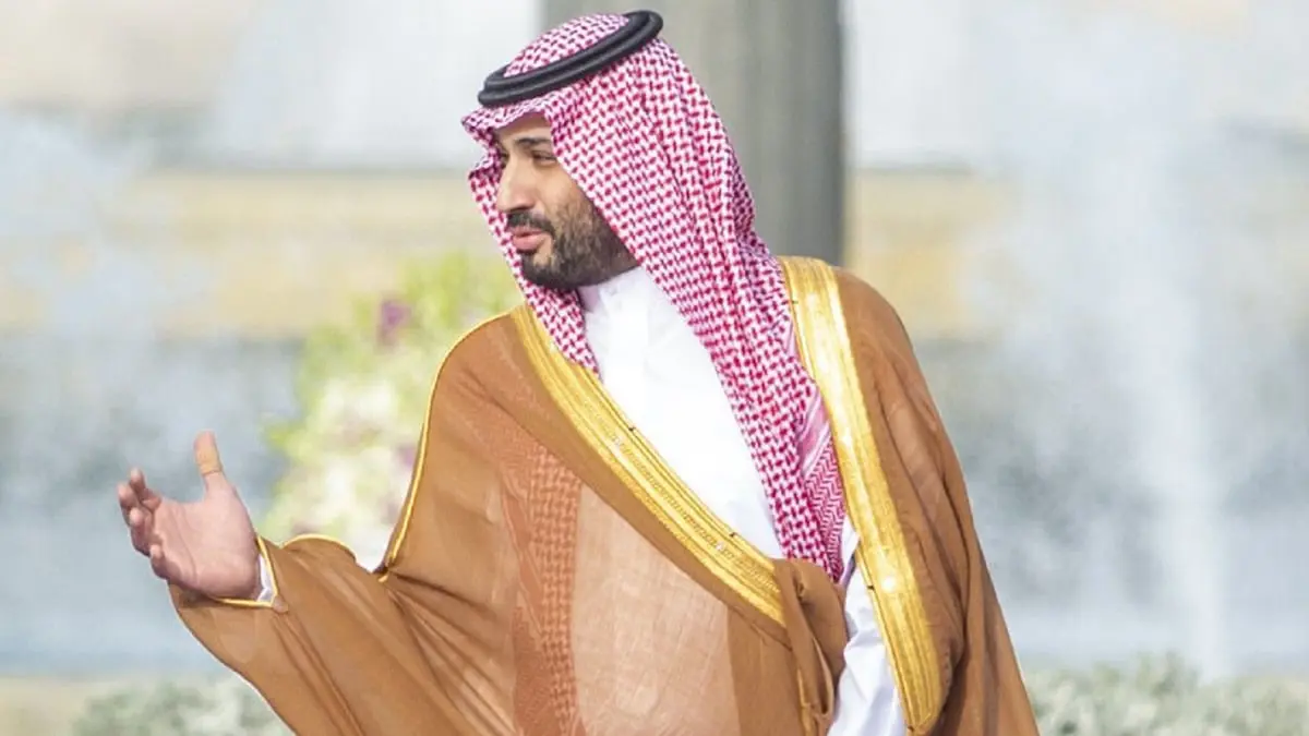إعلاميون ومشجعون يناشدون ولي العهد السعودي إنقاذ النادي الأهلي