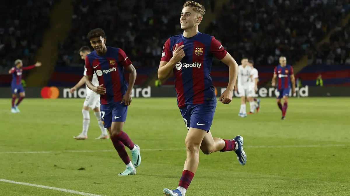 دوري أبطال أوروبا: برشلونة يضع قدمًا في دور الـ16 بالفوز على شاختار