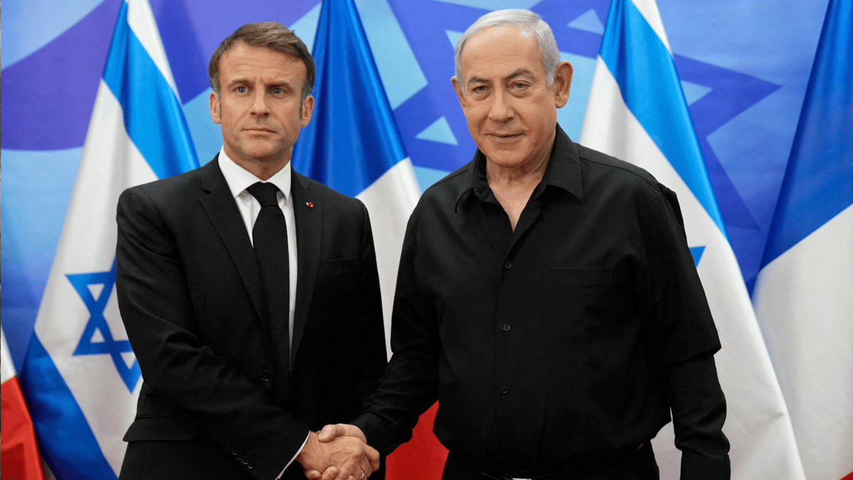  هل تنجح فرنسا في إبعاد ميليشيا حزب الله عن الحدود مع إسرائيل؟