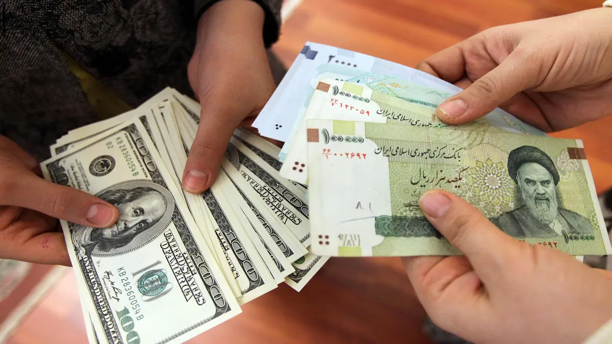 تراجع جديد لعملة إيران