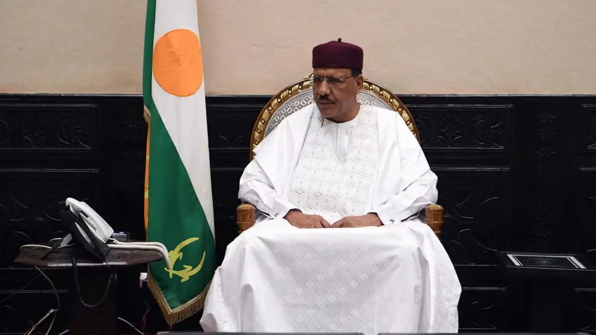 بعد 9 أشهر من احتجازه.. رئيس النيجر المعزول يواجه مصيرا مجهولا