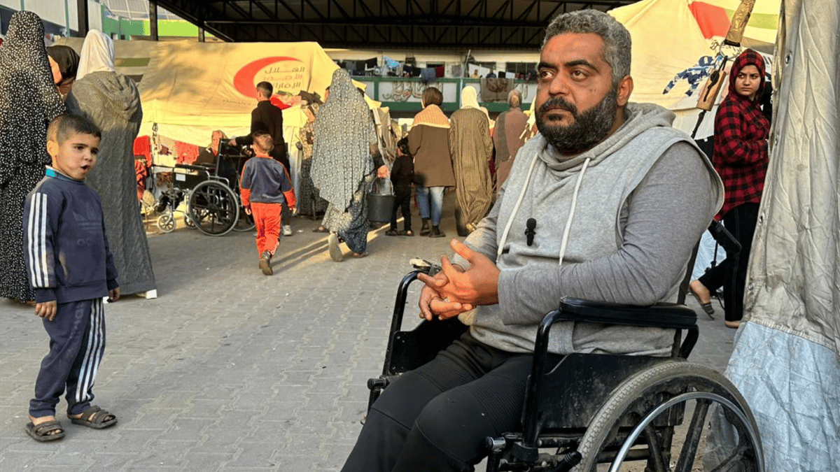 غزة.. مأساة النزوح تفاقم معاناة ذوي الاحتياجات الخاصة