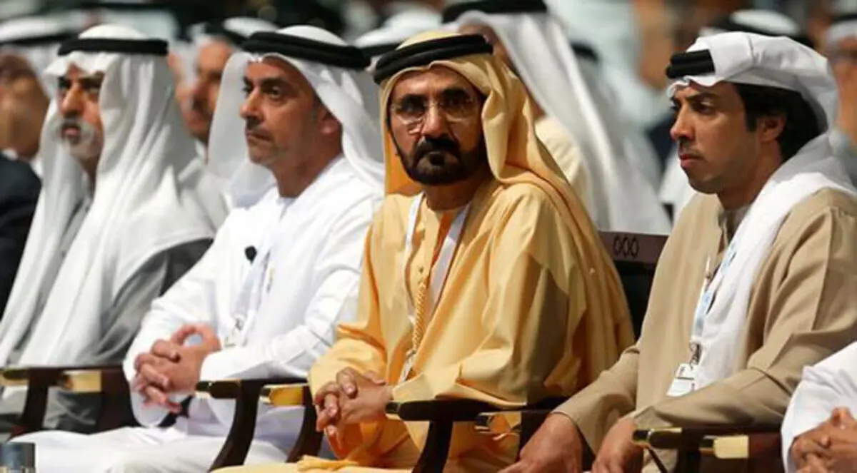 الإمارات تنجح في التحول للخدمات الذكية