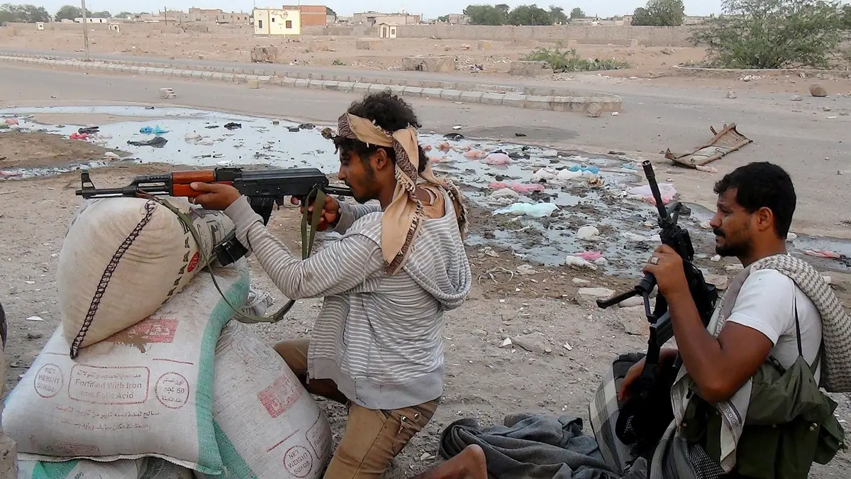 الحوثيون يعدمون 3 جنود من قوات الجيش اليمني