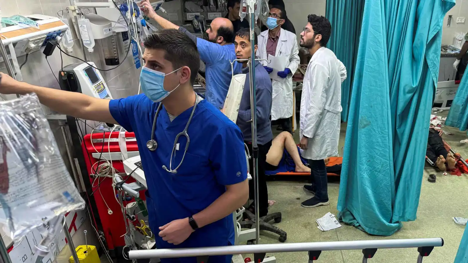 قبل إجلاء محتمل للسكان..إسرائيل تسمح بتأهيل مستشفى رئيس جنوبي غزة