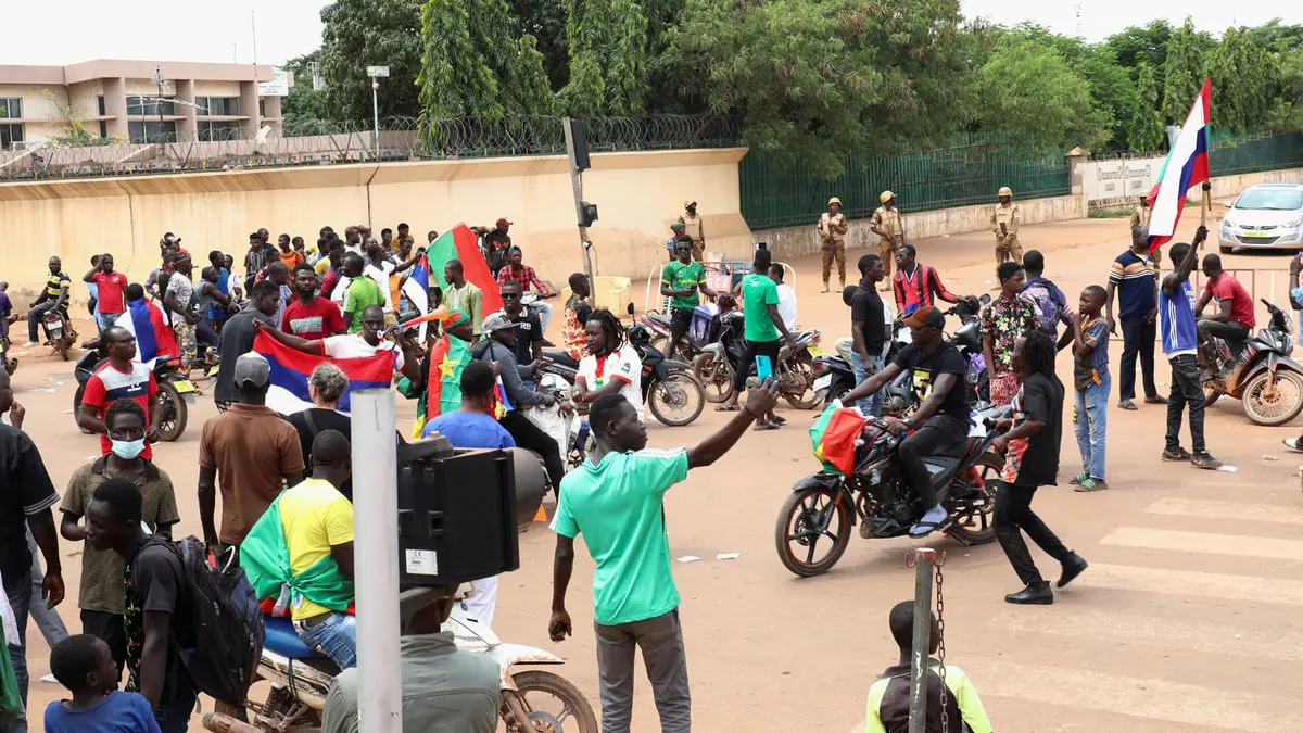 فرنسا تنفي ضلوعها في انقلاب بوركينا فاسو‎‎