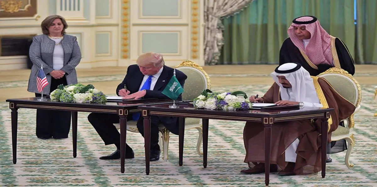 صحيفة إيرانية: شراء السعودية للأسلحة الأمريكية هدفه تنفيذ تهديد الأمير محمد بن سلمان