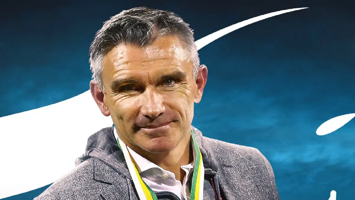 رسميا.. كارتيرون يجدد تعاقده مع نادي الزمالك (صورة)