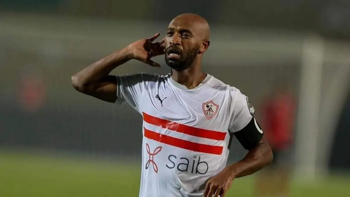 حملوا كلبا أسود.. ردود فعل غاضبة بعد ظهور مشجعين في فيديو يتنمرون بشيكابالا (شاهد)‎