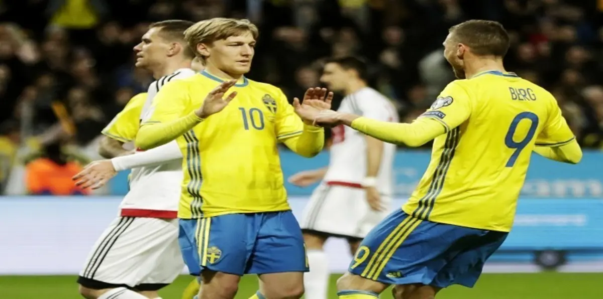 حارس بيلاروسيا يهدي السويد هدفًا كوميديًا بتصفيات المونديال (فيديو)