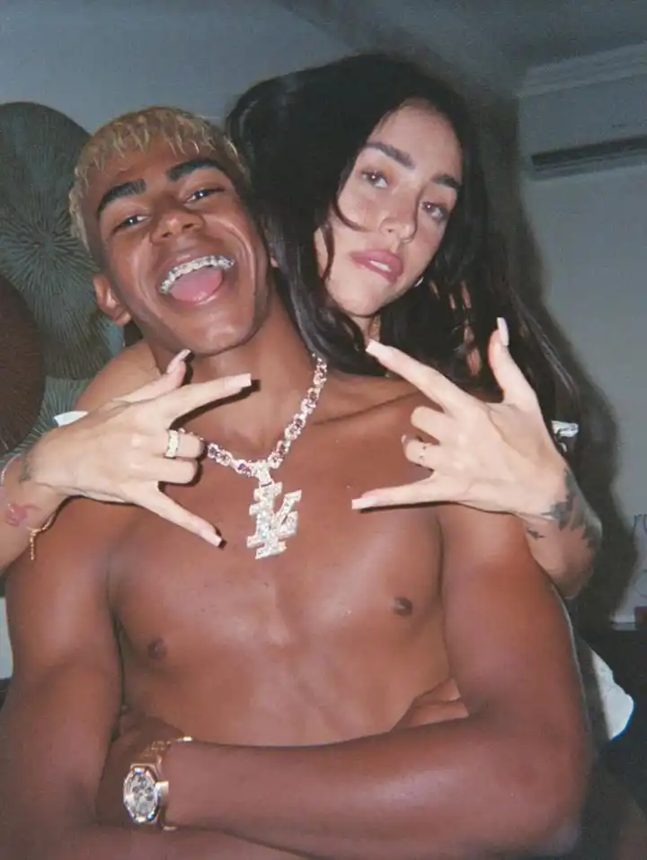 لامين يامال ونيكي نيكول