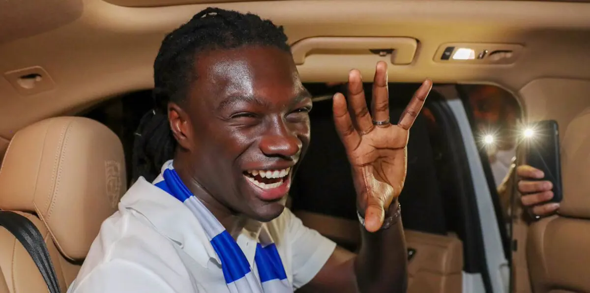 "فرانس فوتبول" تكشف كواليس انتقال بافيتيمبي غوميز لنادي الهلال السعودي
